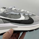 Tênis Nike x Sacai