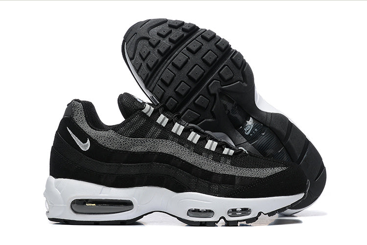 Tênis Nike Air Max 95 Black Pure Platinum