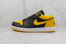 Tênis Nike Jordan 1 low"yellow ochre"