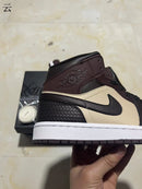 Nike Air Jordan 1 Mid