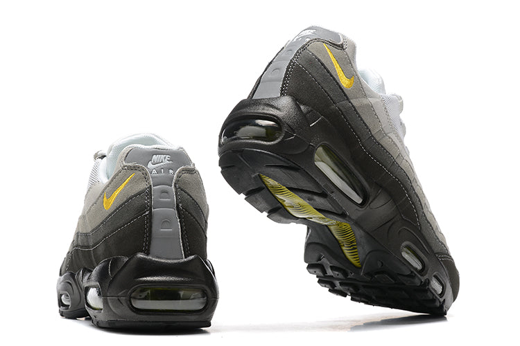 Tênis Nike Air Max 95