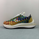 Tênis Nike x Sacai