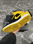 Nike Air Jordan 1 Mid SE Black Yellow noir et jaune